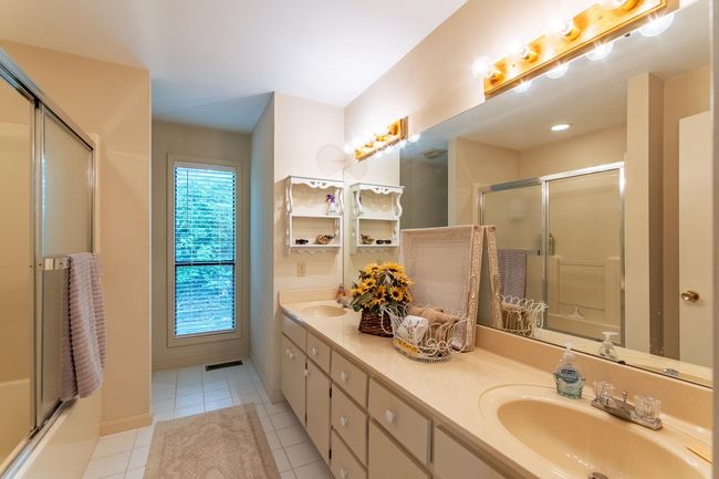 1720 Point Grand Dr, House other with 4 bedrooms, 4 bathrooms and null parking in Savannah TN | Image 16