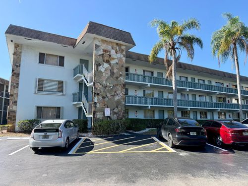 102-2000 Springdale Blvd, Palm Springs, FL, 33461-6384 | Card Image