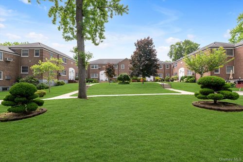 unit-25-1-251-16 58th Avenue, New York, NY, 11362 | Card Image