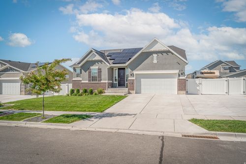 3362 W 2500 N, Clinton, UT, 84015-7340 | Card Image