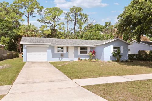 1625 40th Ave, Vero Beach, FL, 32960-2546 | Card Image