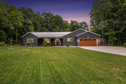 16688 Canyon Cv, Big Rapids, MI, 49307-1204 | Card Image