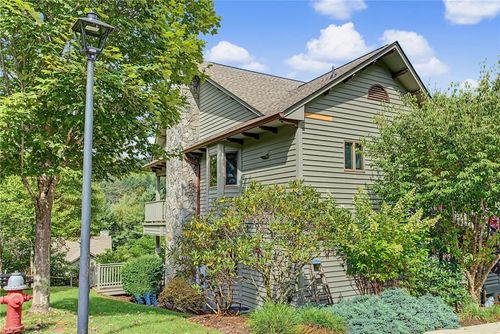 4-140 Manor View Lane, Blowing Rock, NC, 28605 | Card Image