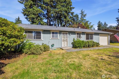 802 Oakcrest Dr Se, Lacey, WA, 98503-1841 | Card Image