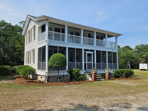 3246 Jenkins Farm Rd, Johns Island, SC, 29455-7463 | Card Image