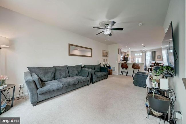 18316 Reaper Hill Ct, Townhouse with 3 bedrooms, 3 bathrooms and null parking in TRIANGLE VA | Image 19