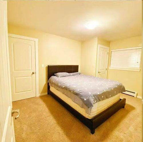 15447 37a Ave, Surrey, BC, V3Z0H2 | Card Image