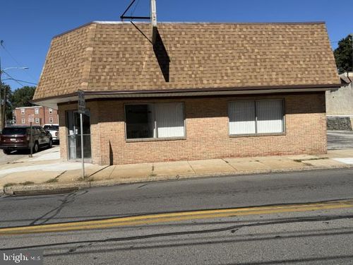 27-23-27 E Baltimore Ave, CLIFTON HEIGHTS, PA, 19018-1601 | Card Image