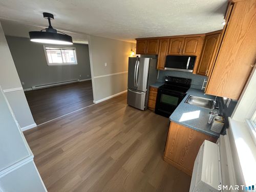 322 Emmett St, Bristol, CT, 06010-7701 | Card Image