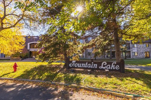 apt-116-4575 W 80th Street Cir, Bloomington, MN, 55437-1102 | Card Image