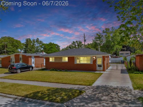34819 Florence St, Westland, MI, 48185-3676 | Card Image