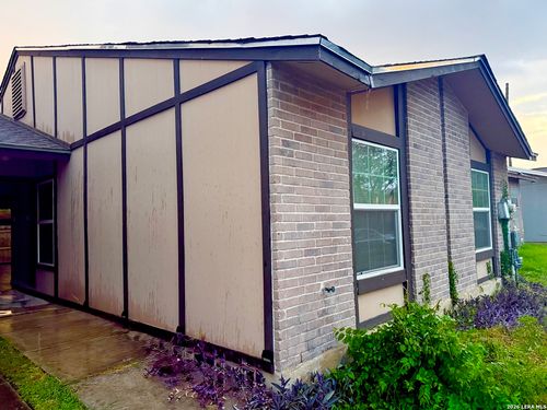 1307 Klondike, San Antonio, TX, 78245 | Card Image