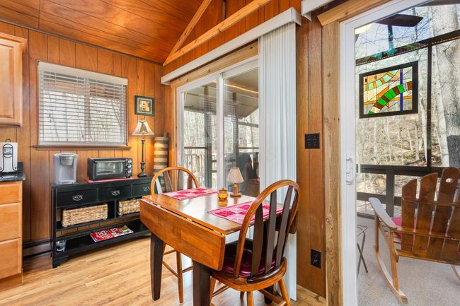 Entry sliding doors and eating area | Image 19