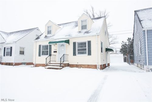 20600 Watson Rd, Maple Heights, OH, 44137-2032 | Card Image