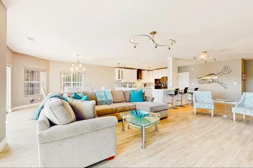 301-212 Harbor Blvd, Destin, FL, 32541-7336 | Card Image