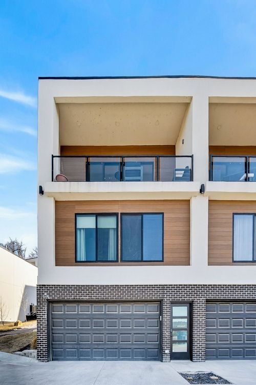 1-550 Indianola Rd, Des Moines, IA, 50315-1115 | Card Image