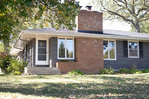 625 Rosswood Ln, Wayzata, MN, 55391-1107 | Card Image
