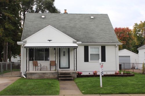 14383 Mercedes, Redford, MI, 48239-3055 | Card Image