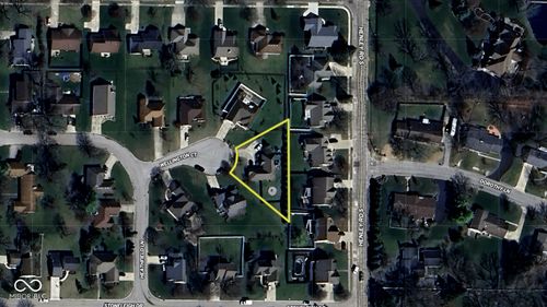 2924 Wellington Ct, Richmond, IN, 47374-7824 | Card Image