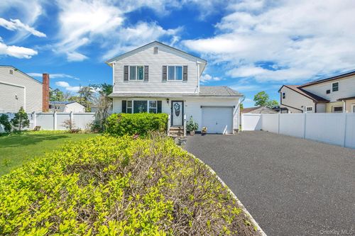 1169 Little East Neck Rd, West Babylon, NY, 11704-2408 | Card Image
