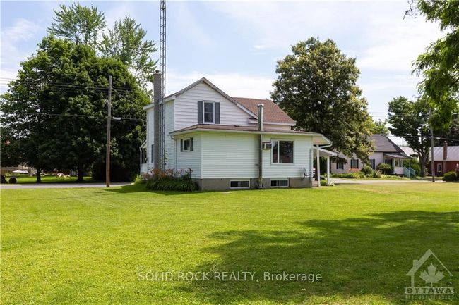 66 Augusta St, House other with 3 bedrooms, 2 bathrooms and 2 parking in South Dundas ON | Image 21