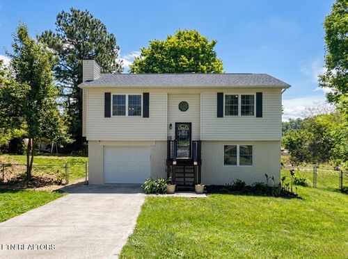 7300 Oak Chase Rd, Knoxville, TN, 37918 | Card Image