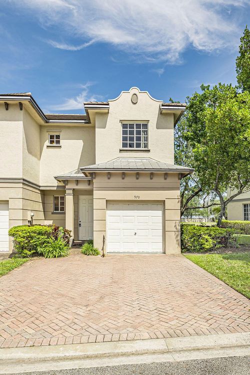 970 Tortuga Lane, Riviera Beach, FL, 33404 | Card Image