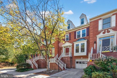 15736 Cherry Blossom Ln, NORTH POTOMAC, MD, 20878-4906 | Card Image