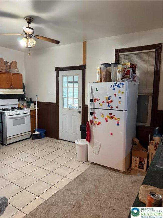 713 E 5 Th St, Home with 6 bedrooms, 2 bathrooms and null parking in BETHLEHEM PA | Image 17