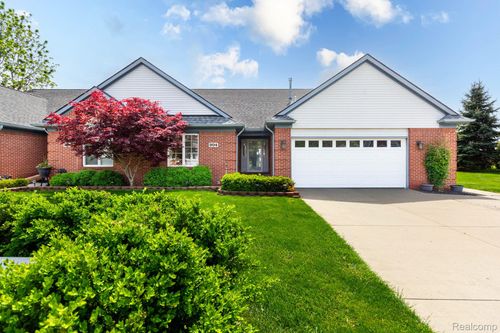 304 Heritage Way, Algonac, MI, 48001-1500 | Card Image