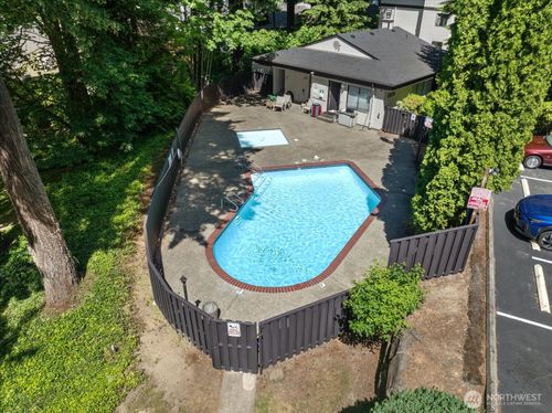 a1-11615 127th Ln Ne, Kirkland, WA, 98034-8480 | Card Image