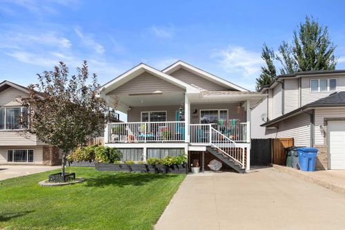 249 Somerset Way Se, Medicine Hat, AB, T1B0B6 | Card Image