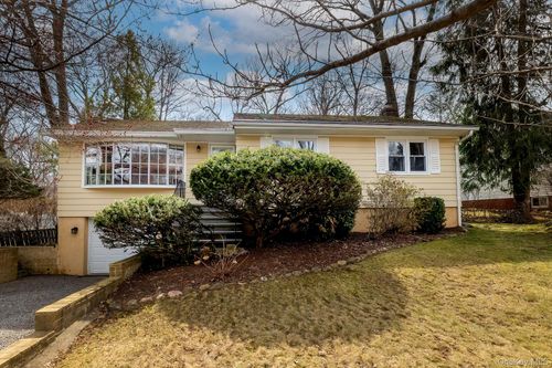 67 Duell Rd, White Plains, NY, 10603-3119 | Card Image