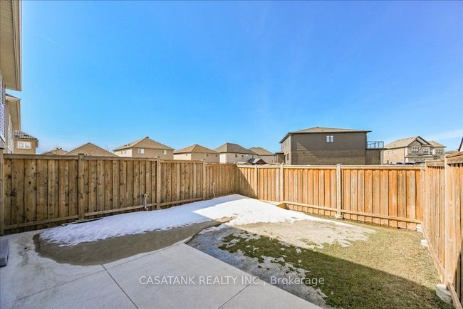 103 Springvalley Cres, House attached with 4 bedrooms, 3 bathrooms and 2 parking in Hamilton ON | Image 38