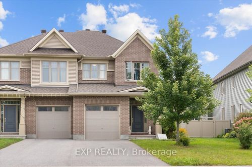 10 Duncanville St, Russell, ON, K4R0G1 | Card Image
