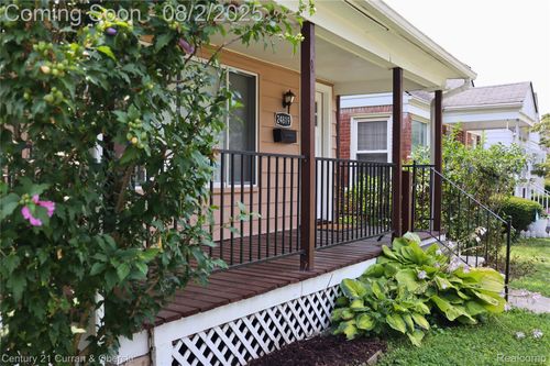 24819 Union St, Dearborn, MI, 48124-4819 | Card Image