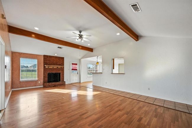 10133 Country View Ln, House other with 3 bedrooms, 2 bathrooms and null parking in Forney TX | Image 6