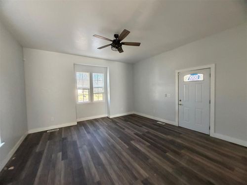 517 E Perkins Ave, Guthrie, OK, 73044-5122 | Card Image