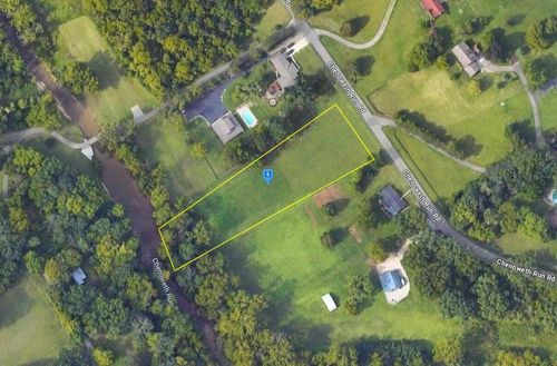 5604 Chenoweth Run Rd, Louisville, KY, 40299-4249 | Card Image