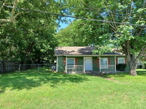 107 Brown St, Mansfield, TX, 76063-1711 | Card Image
