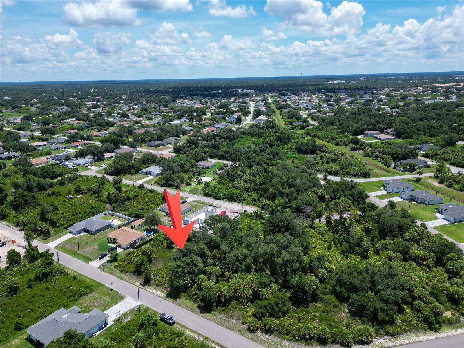 Land in NORTH PORT 5