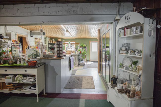 Floral Shop area | Image 27