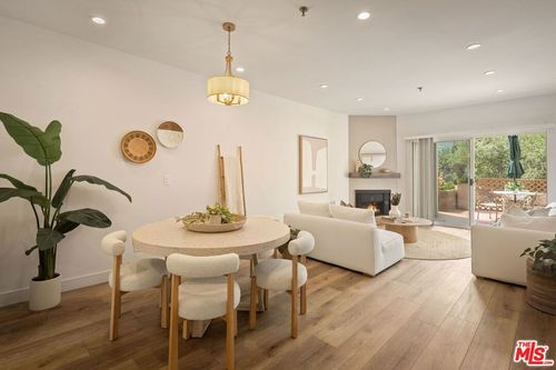 105-2706 Honolulu Ave, Montrose, CA, 91020 | Card Image