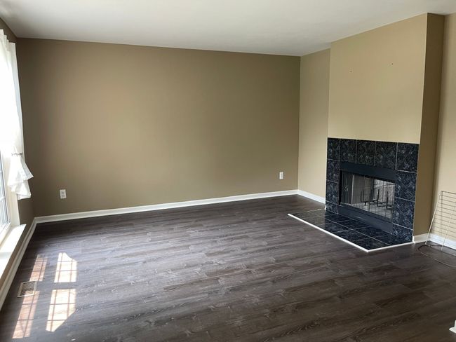 47000 Harbour Pointe Ct, House other with 4 bedrooms, 3 bathrooms and null parking in Van Buren Twp MI | Image 7