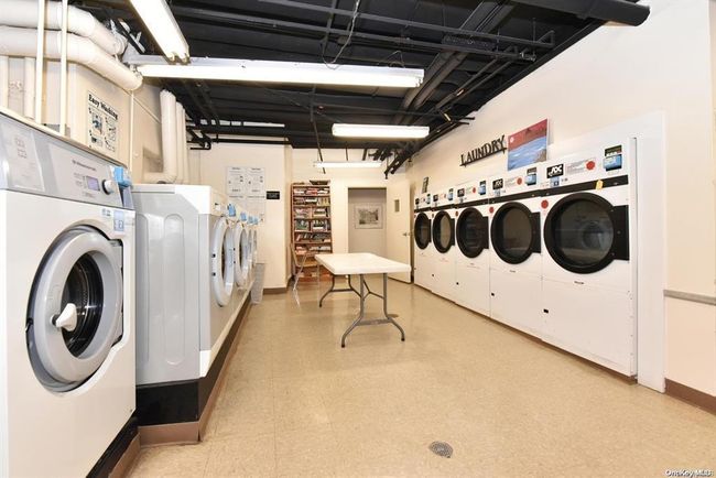APT-6D - 8 Barstow Rd, Home with 1 bedrooms, 1 bathrooms and null parking in Great Neck NY | Image 32