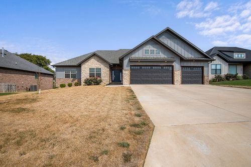 1215 W Sage Ct, Springfield, MO, 65810-6015 | Card Image