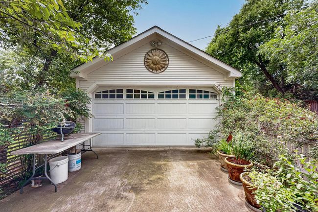 609 Valencia St, House other with 3 bedrooms, 2 bathrooms and null parking in Dallas TX | Image 39