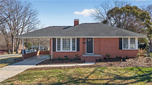 401 Ridgecrest Rd, Asheboro, NC, 27203-6532 | Card Image