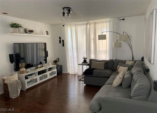 apt-825-13545 Eagle Ridge Dr, FORT MYERS, FL, 33912-6802 | Card Image