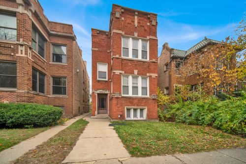 6447 N Glenwood Ave, Chicago, IL, 60626-5111 | Card Image
